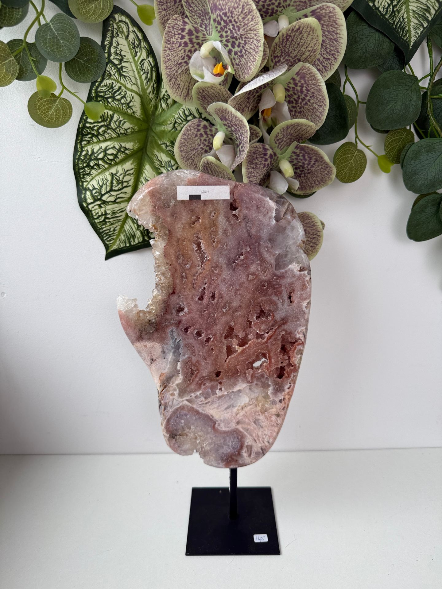 Roze amethist op standaard